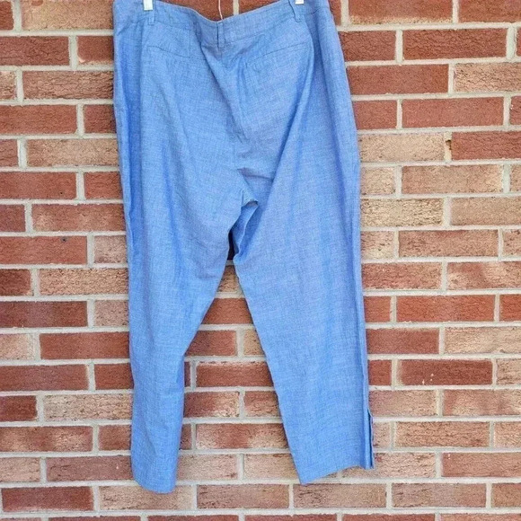 Talbots Perfect Skimmer Pants Women's 14 Blue Flat Front Capri - Picture 2 of 6